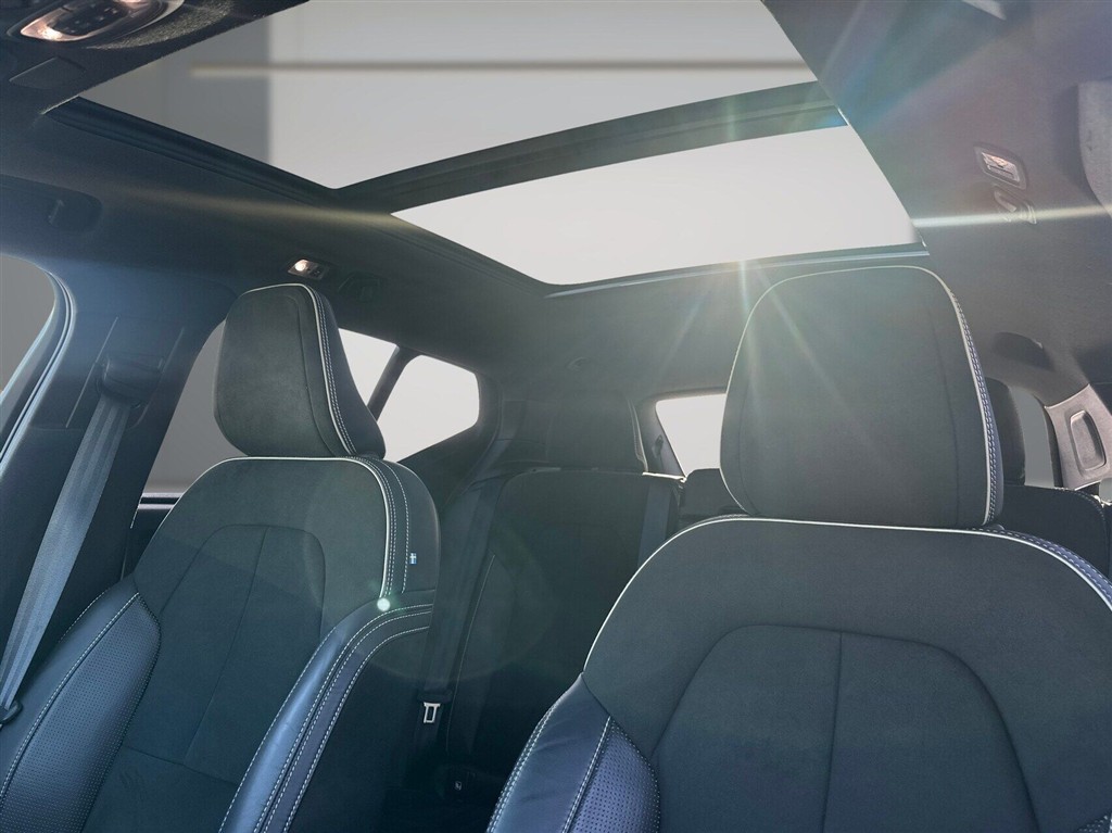 Volvo XC40 R-design billede 10