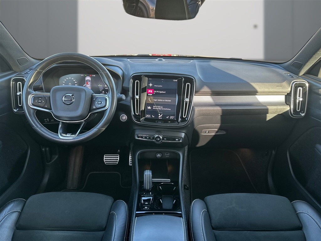 Volvo XC40 R-design billede 12