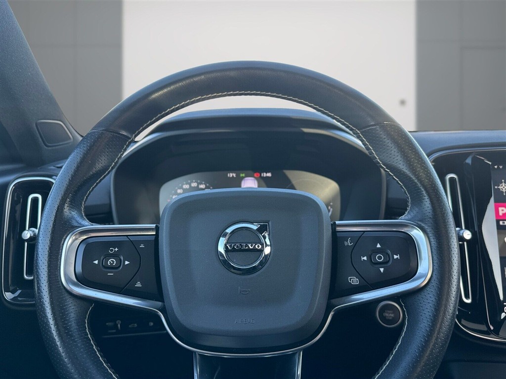 Volvo XC40 R-design billede 13