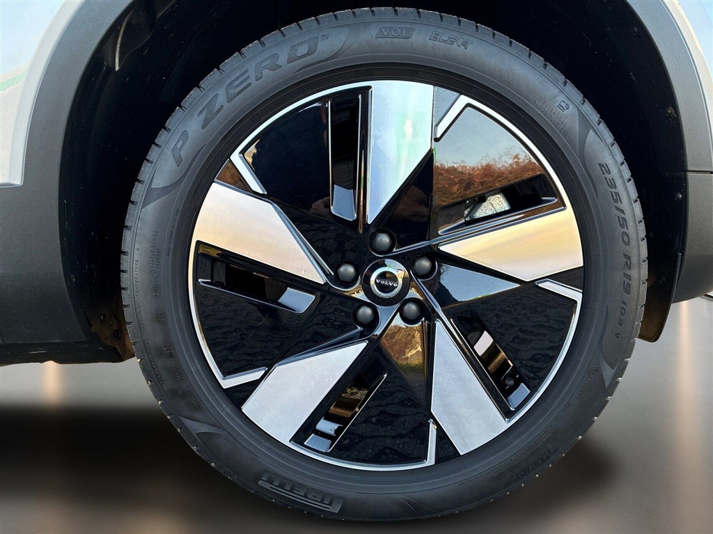 Volvo EX40 Plus billede 6