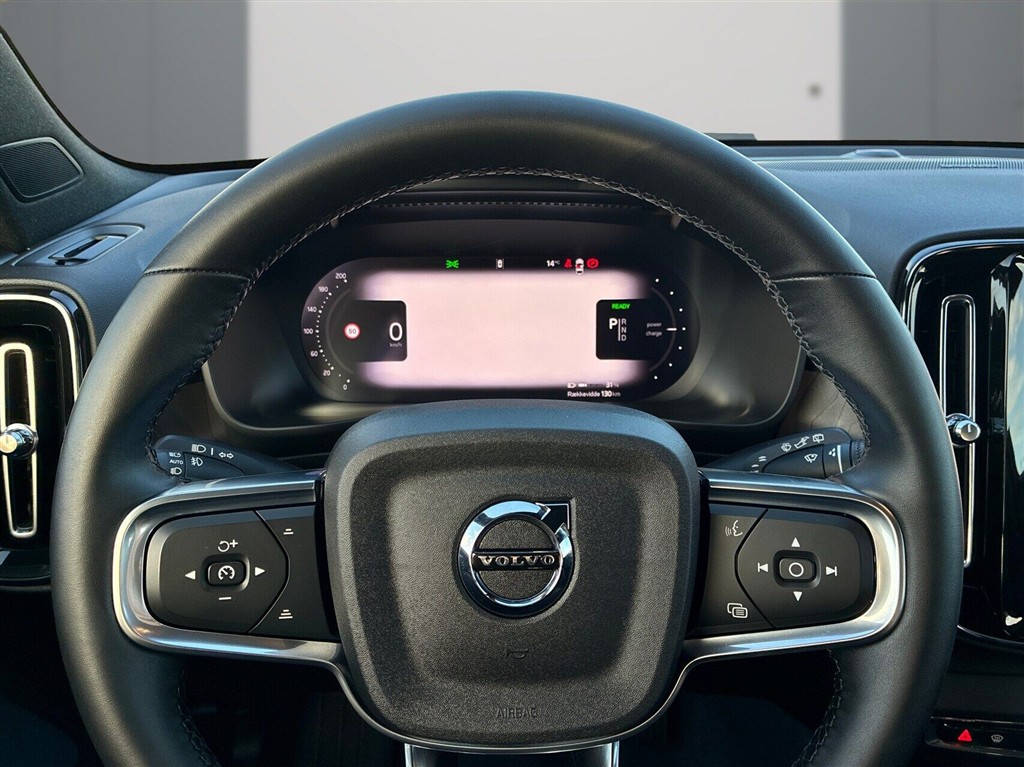 Volvo EX40 Plus billede 13