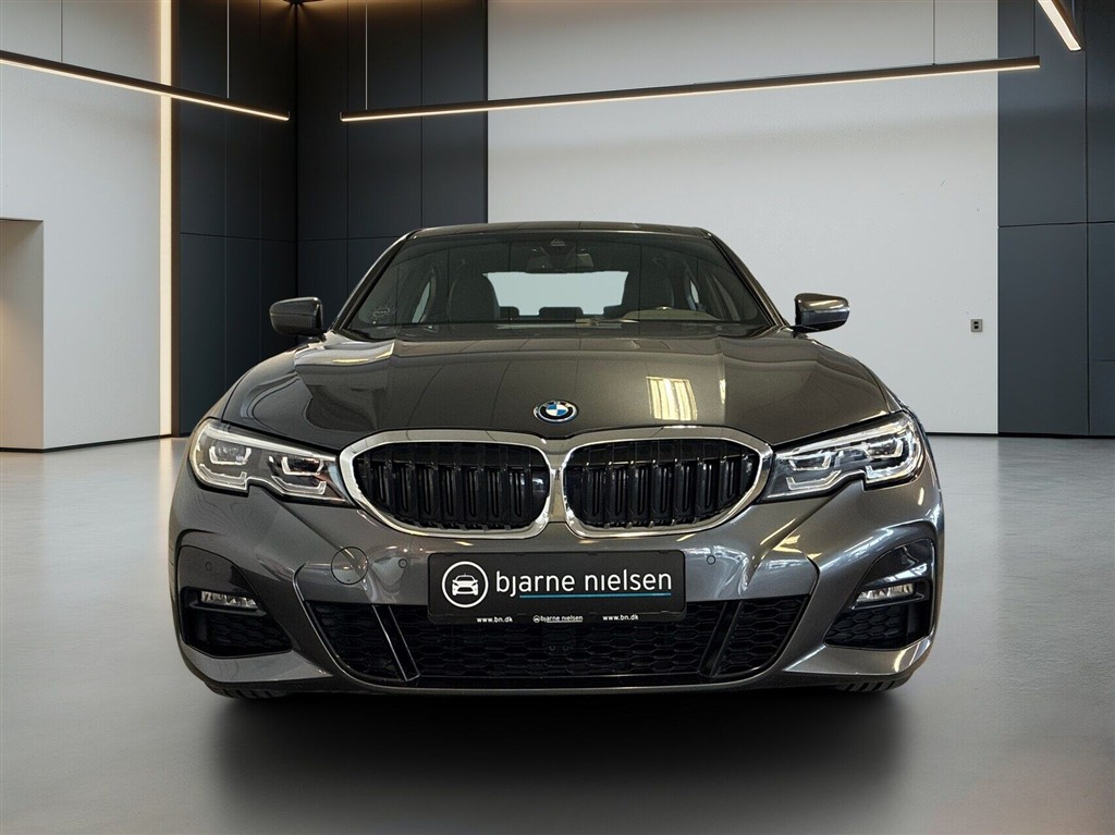 BMW 330e M-Sport billede 4