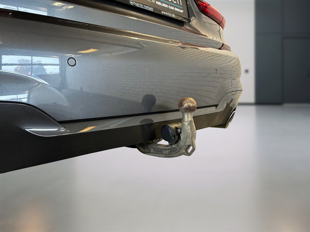 BMW 330e M-Sport billede 6