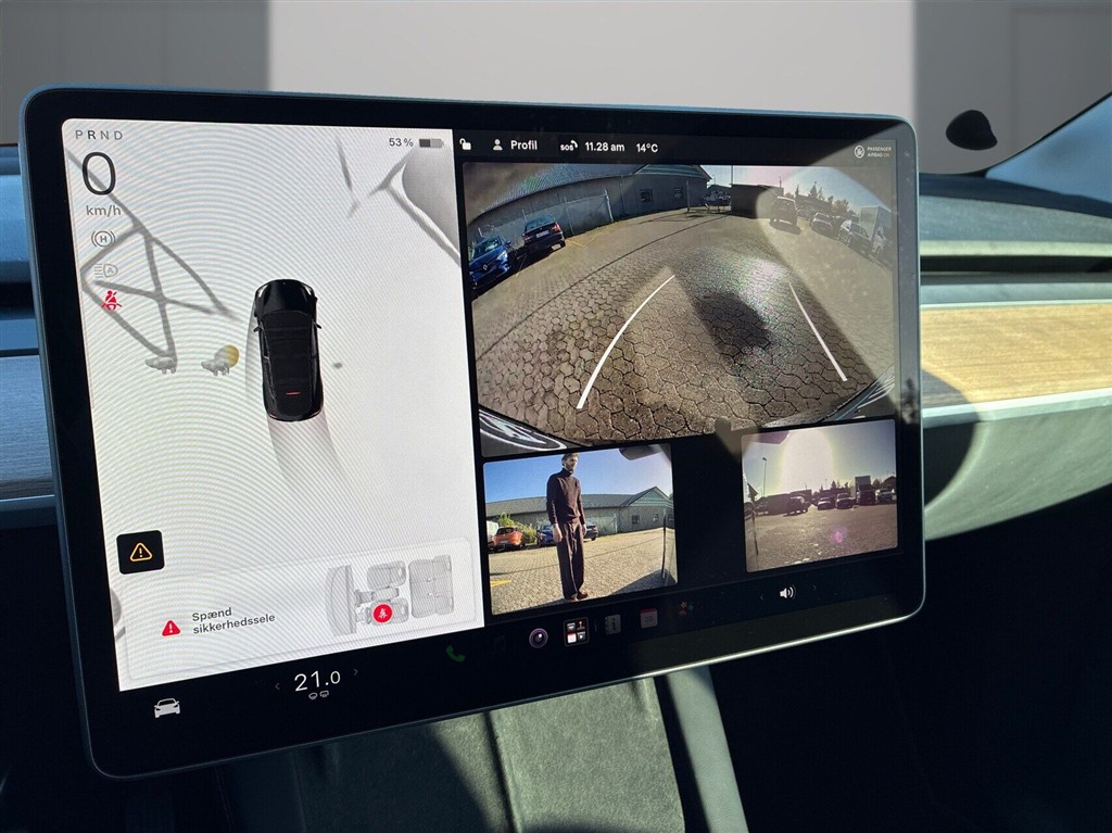 Tesla Model Y Long Range billede 16