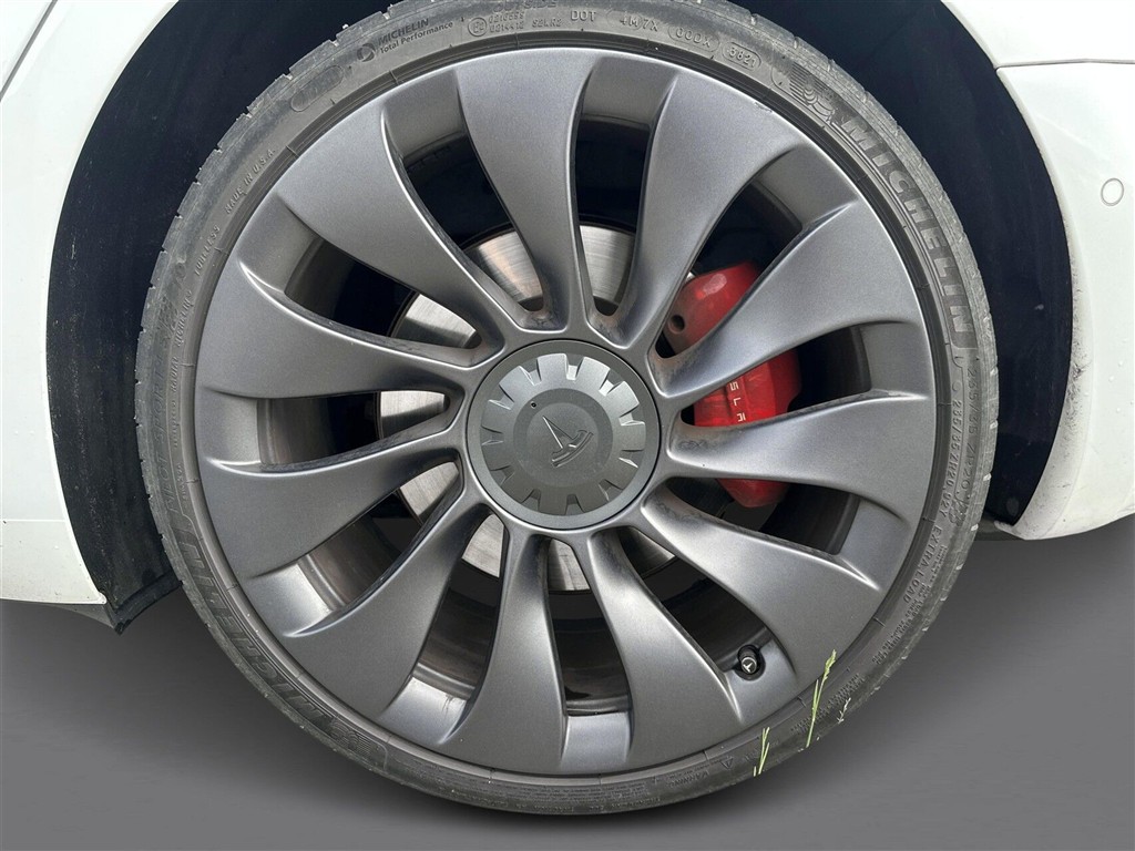 Tesla Model 3 Performance billede 15