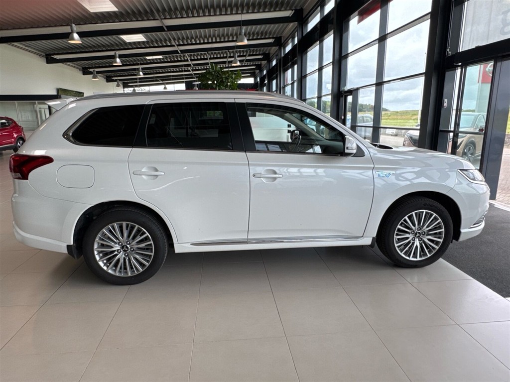 Mitsubishi Outlander Intense billede 3