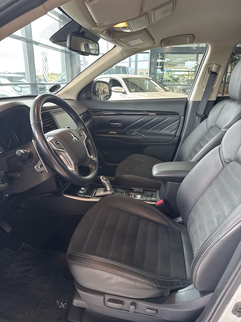 Mitsubishi Outlander Intense billede 4