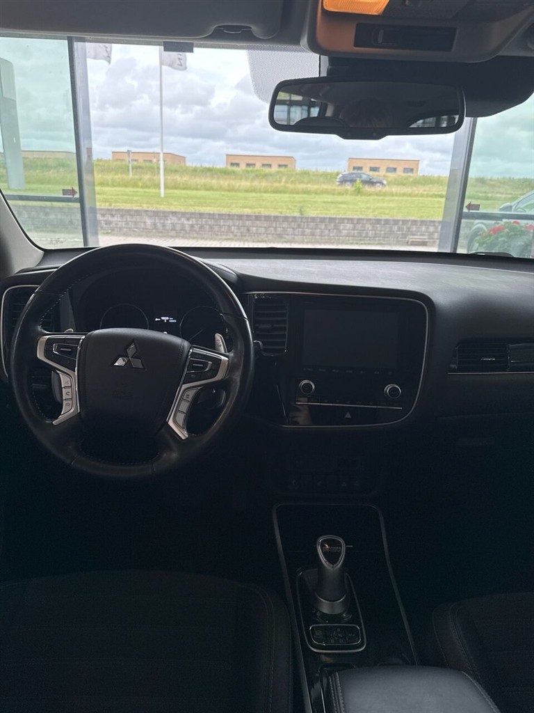 Mitsubishi Outlander Intense billede 6