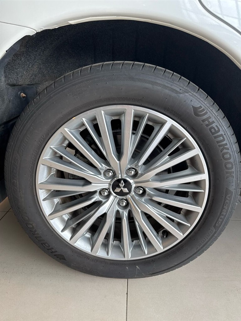 Mitsubishi Outlander Intense billede 8