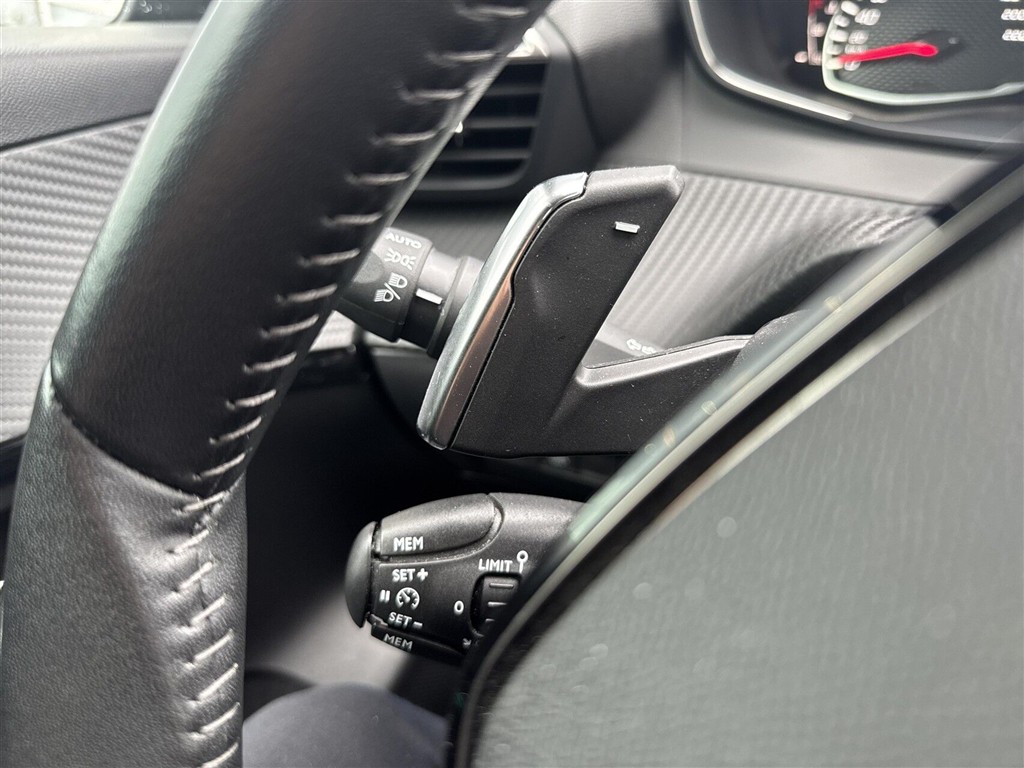 Peugeot 208 Selection Sport billede 18