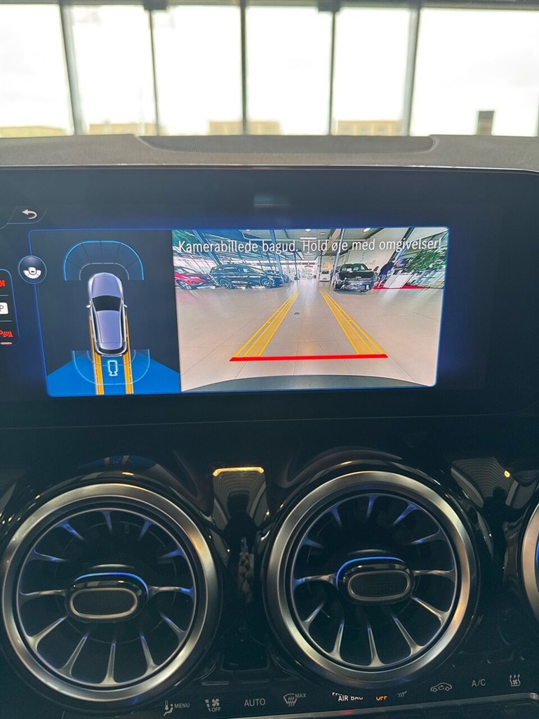 Mercedes-Benz EQA 250+ AMG Advance billede 10