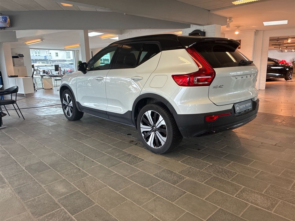 Volvo XC40 Core billede 4