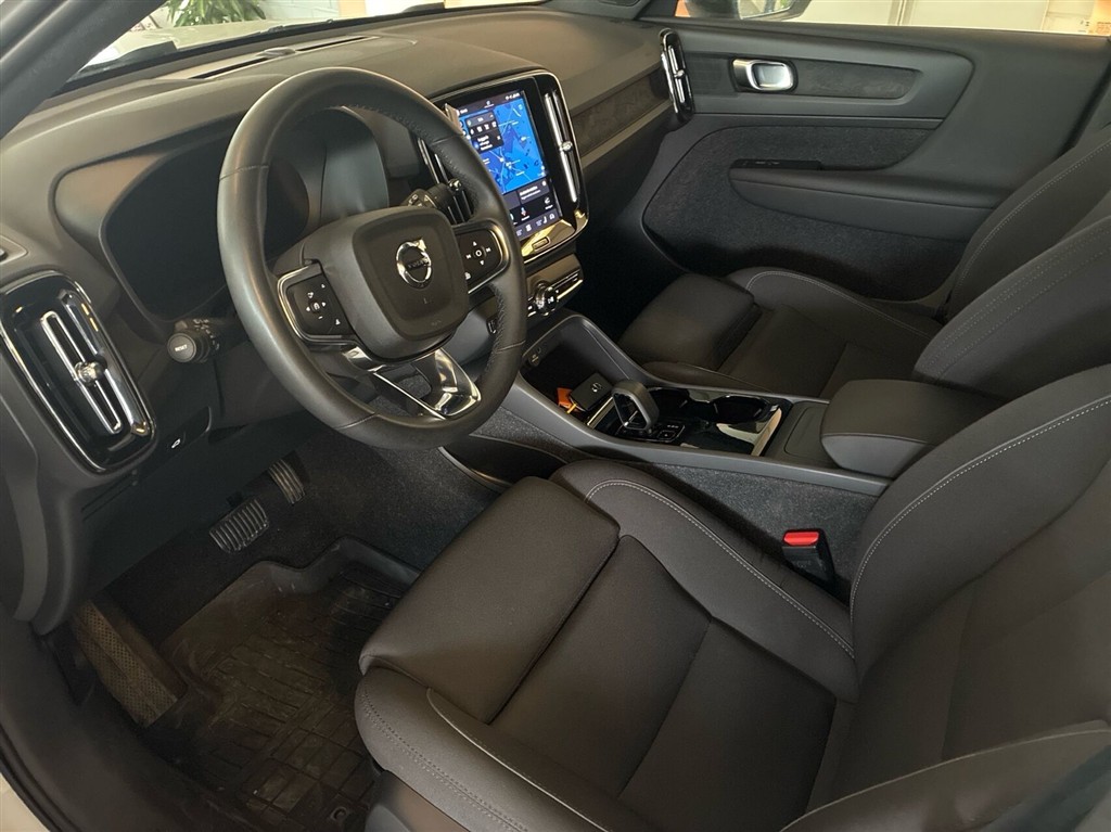 Volvo XC40 Core billede 6