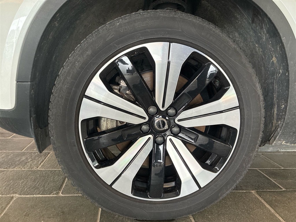 Volvo XC40 Core billede 9