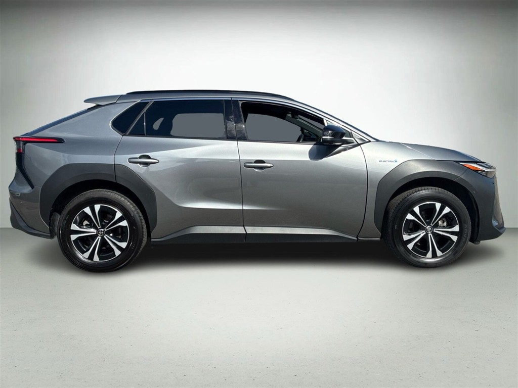 Toyota bZ4X Executive billede 8
