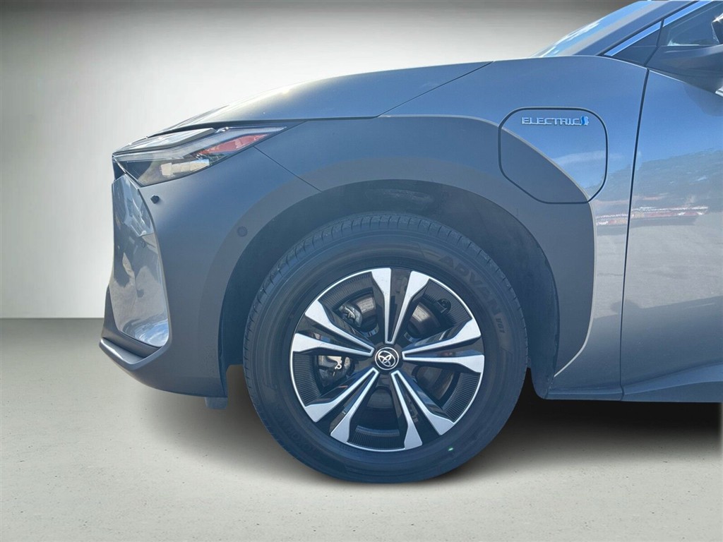Toyota bZ4X Executive billede 10