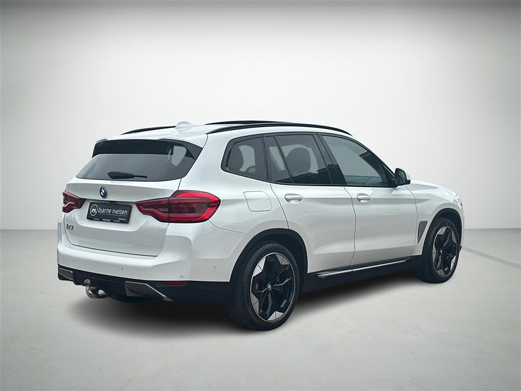BMW iX3 Charged Plus billede 2