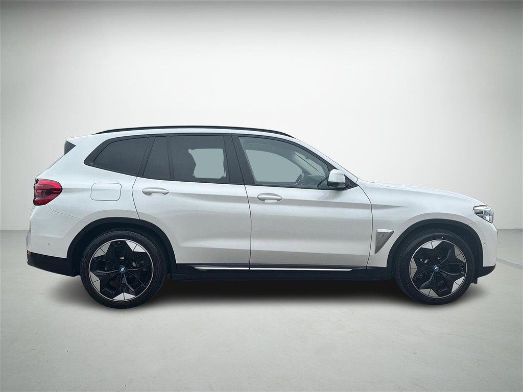 BMW iX3 Charged Plus billede 5