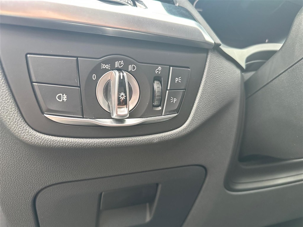 BMW iX3 Charged Plus billede 20