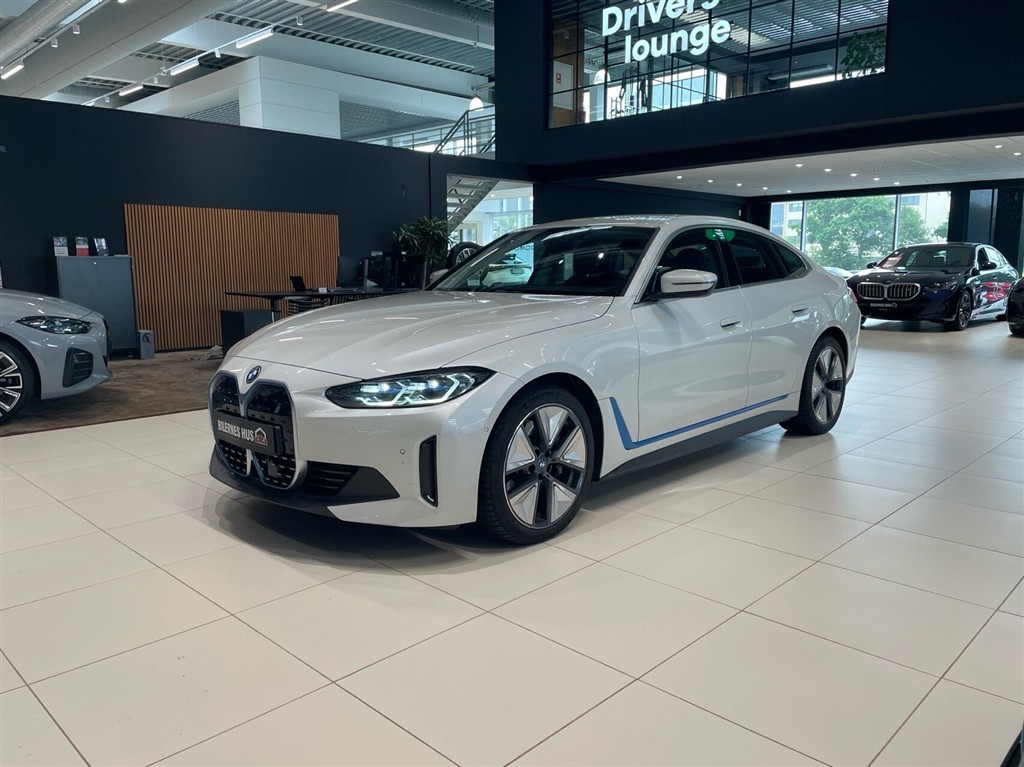 BMW i4 