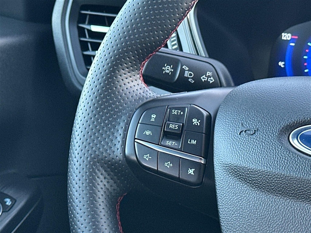 Ford Kuga ST-Line X billede 10