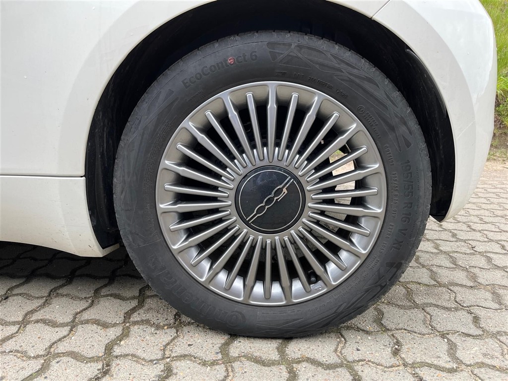 Fiat 500e Icon billede 8