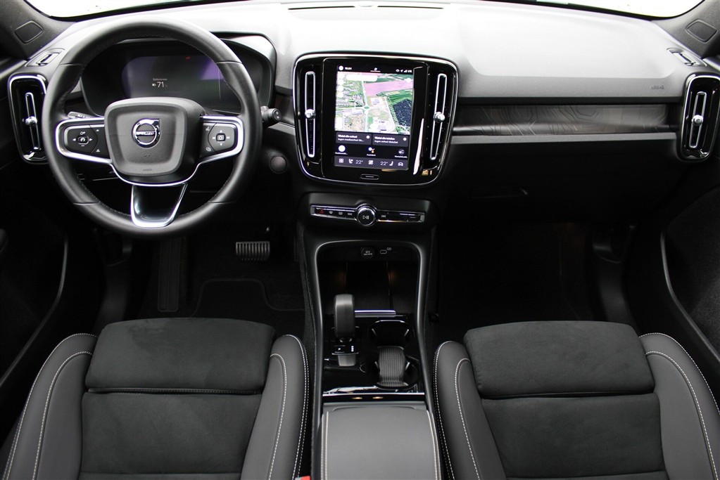 Volvo EX40 Black Edition billede 5