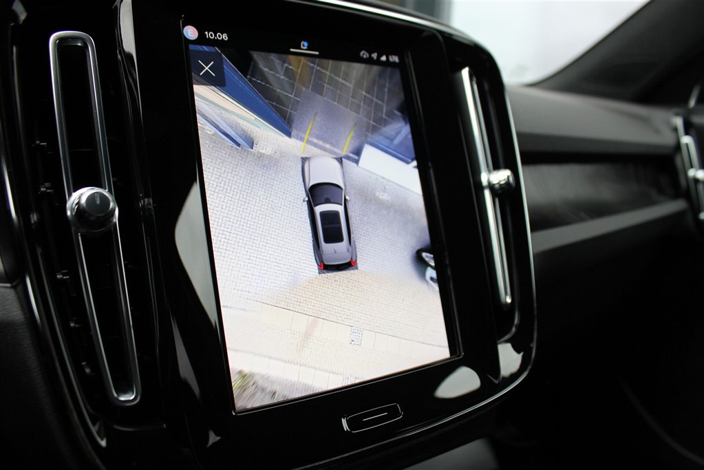 Volvo EX40 Black Edition billede 8