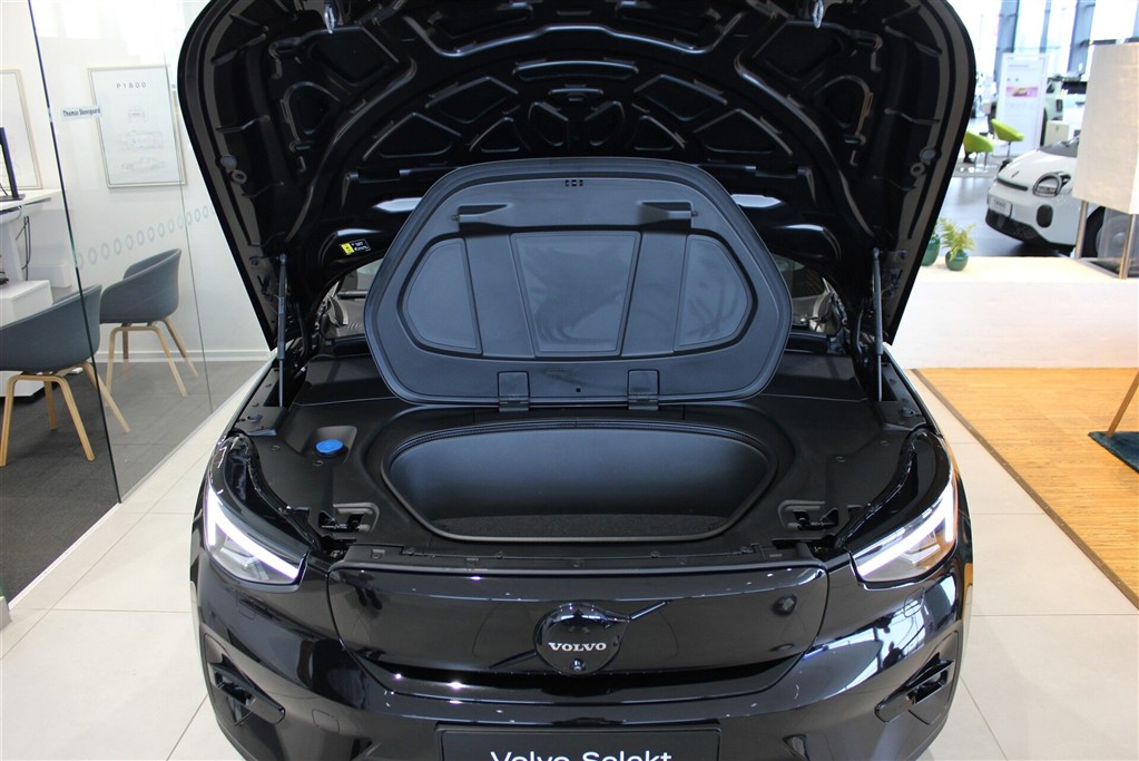 Volvo EX40 Black Edition billede 9