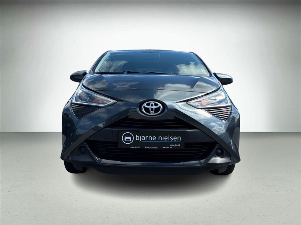 Toyota Aygo X-plore DAB+ billede 2