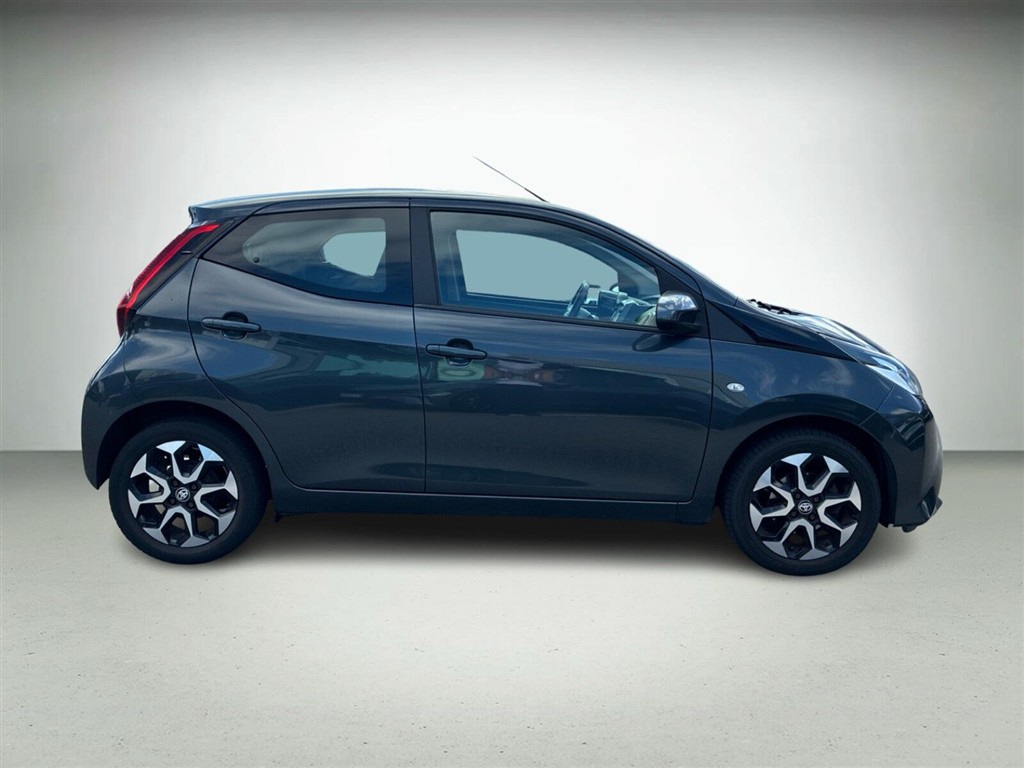 Toyota Aygo X-plore DAB+ billede 7