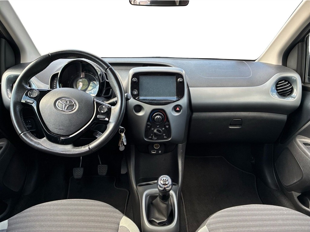 Toyota Aygo X-plore DAB+ billede 10