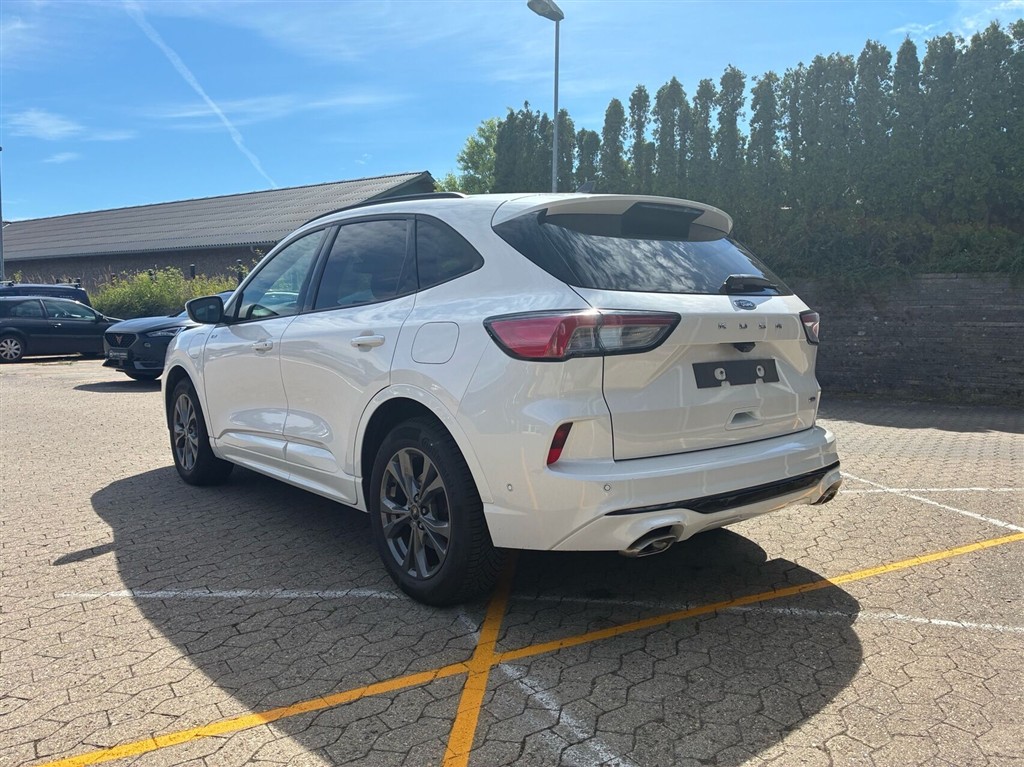 Ford Kuga ST-Line X billede 2
