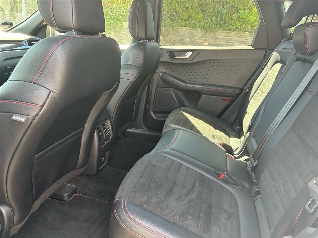 Ford Kuga ST-Line X billede 7