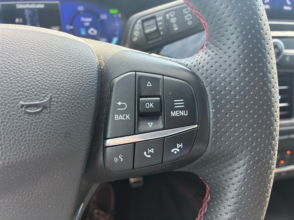 Ford Kuga ST-Line X billede 14