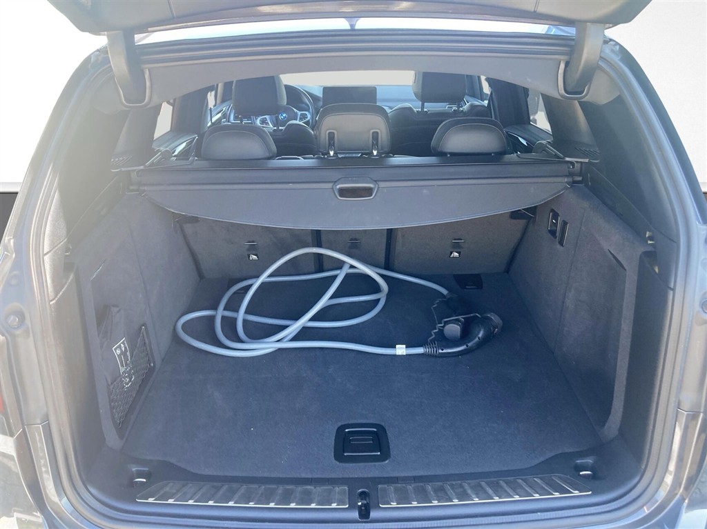 BMW iX3 M-Sport Charged billede 8