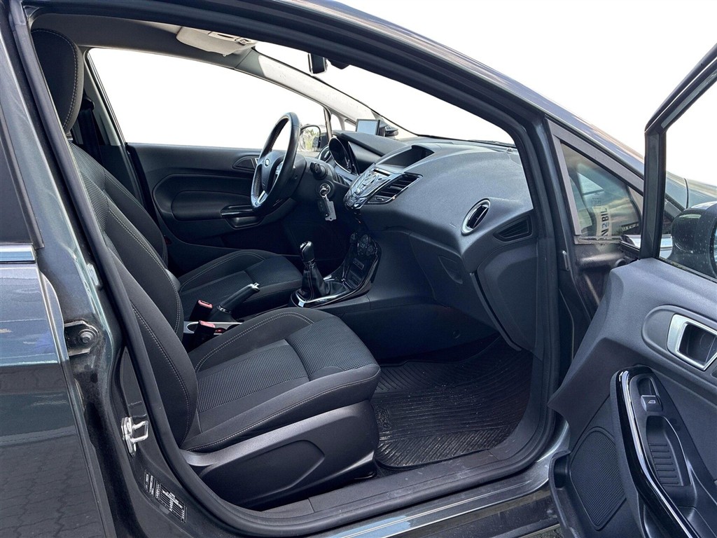 Ford Fiesta Titanium Fun billede 11