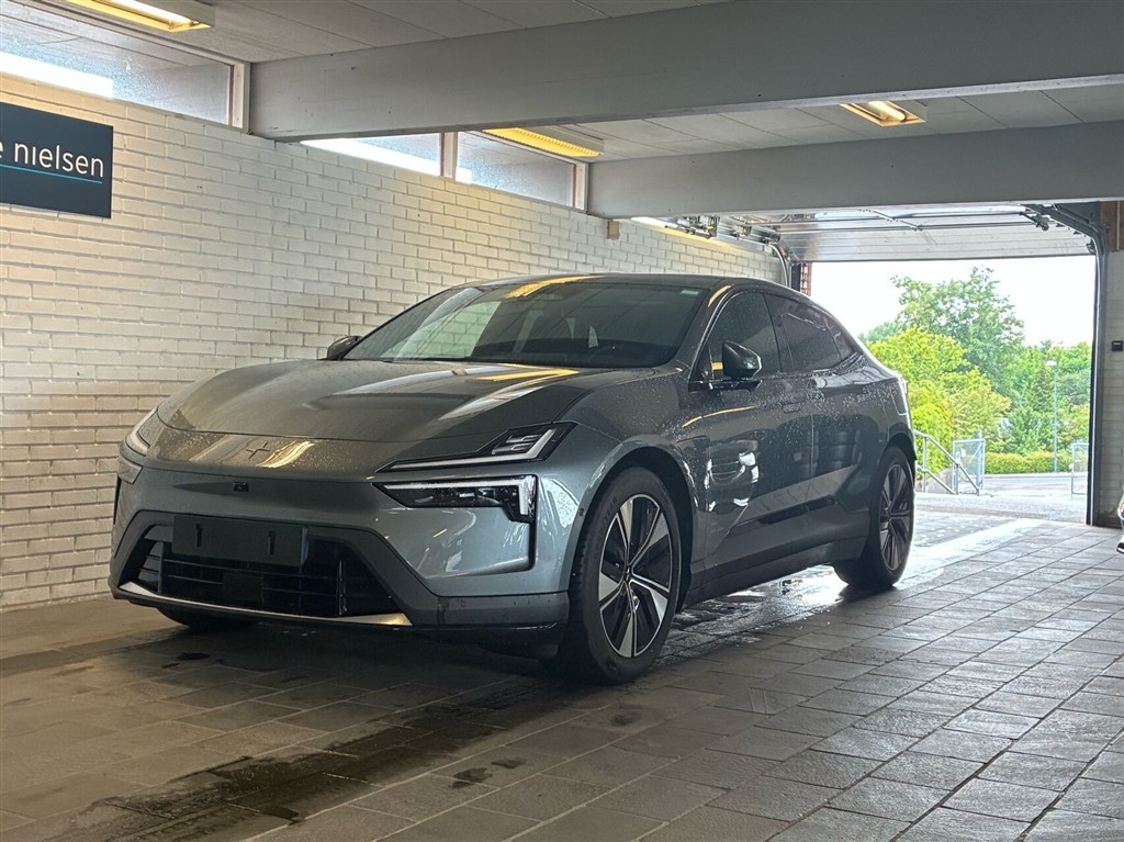 Polestar 4 LRSM Prime