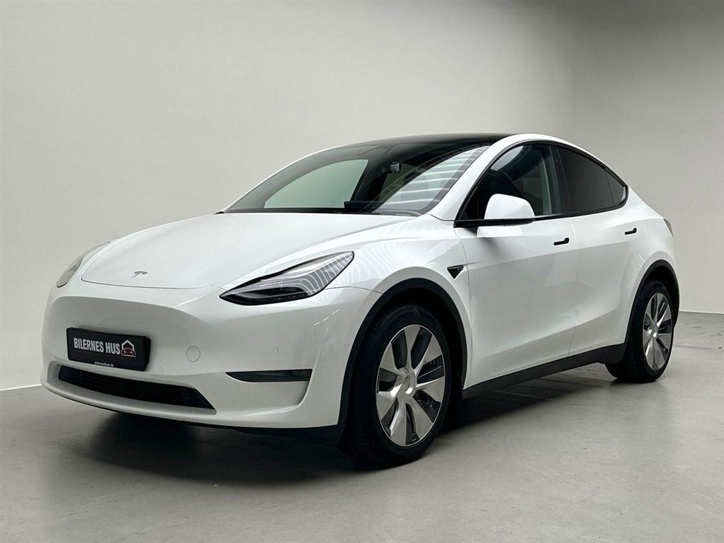 Tesla Model Y Long Range