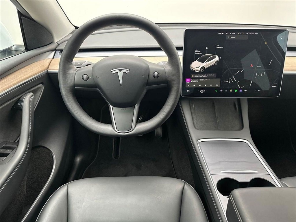 Tesla Model Y Long Range billede 9