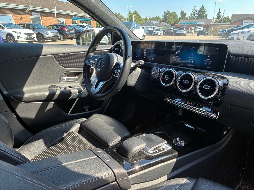 Mercedes-Benz A200 Progressive billede 4