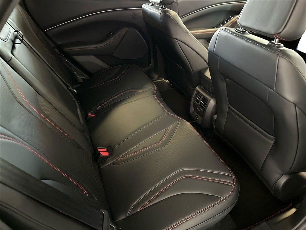 Ford Mustang Mach-E UR Premium billede 12