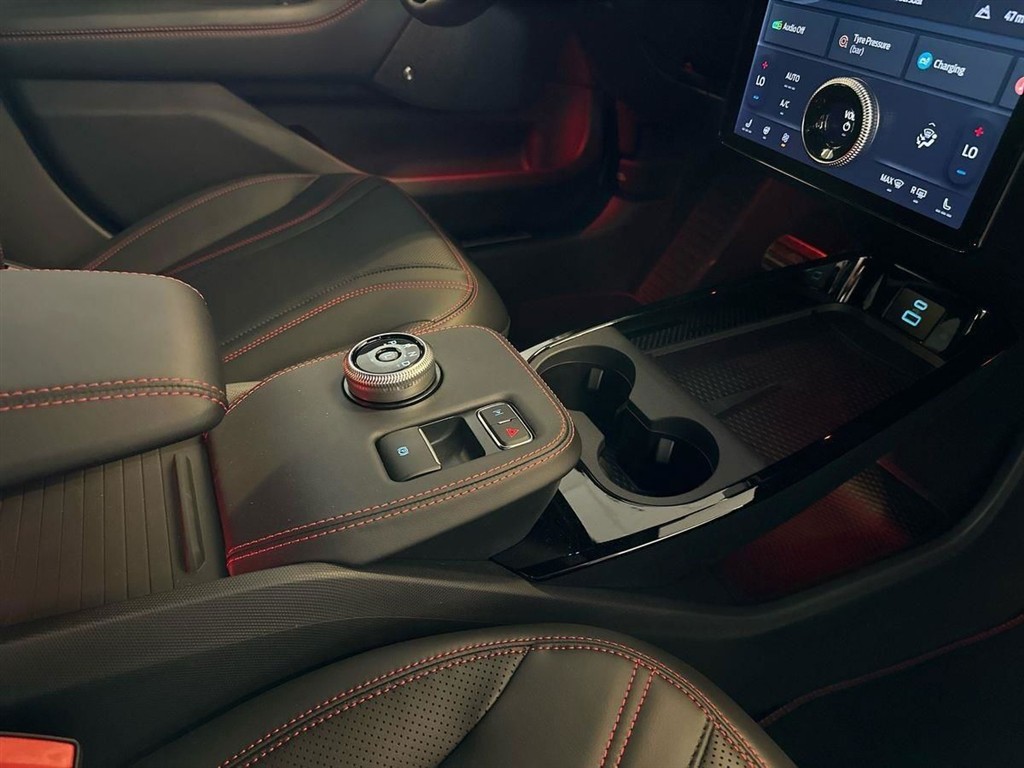 Ford Mustang Mach-E UR Premium billede 15