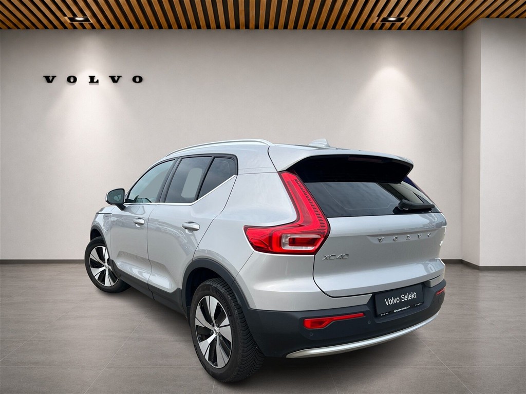Volvo XC40 Plus billede 2