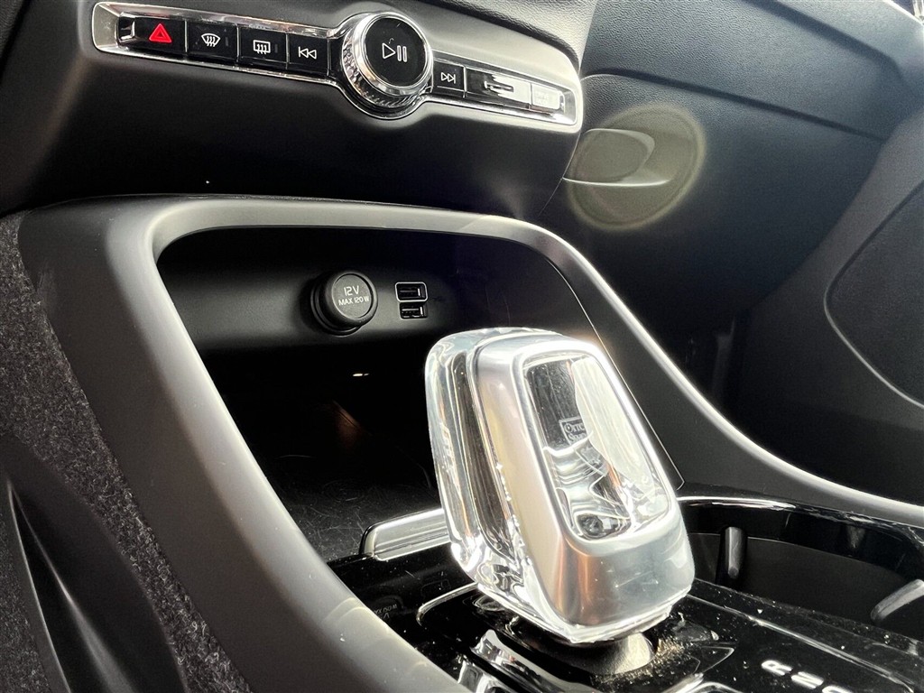 Volvo XC40 Plus billede 14
