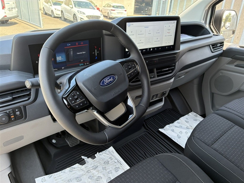 Ford E-Transit Custom Trend billede 10