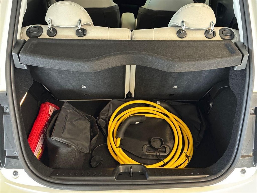 Fiat 500e La Prima billede 9