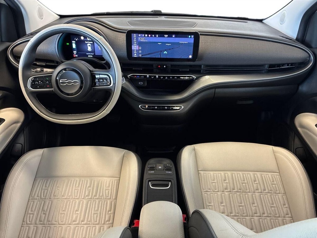 Fiat 500e La Prima billede 11