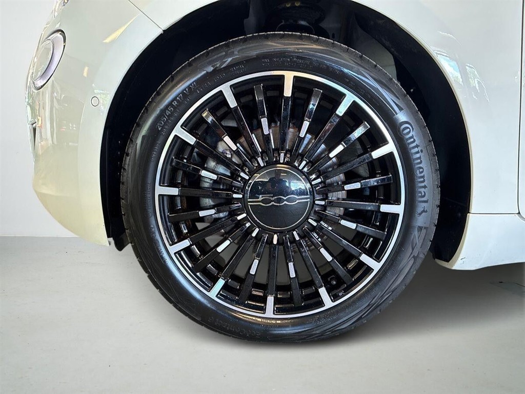 Fiat 500e La Prima billede 8