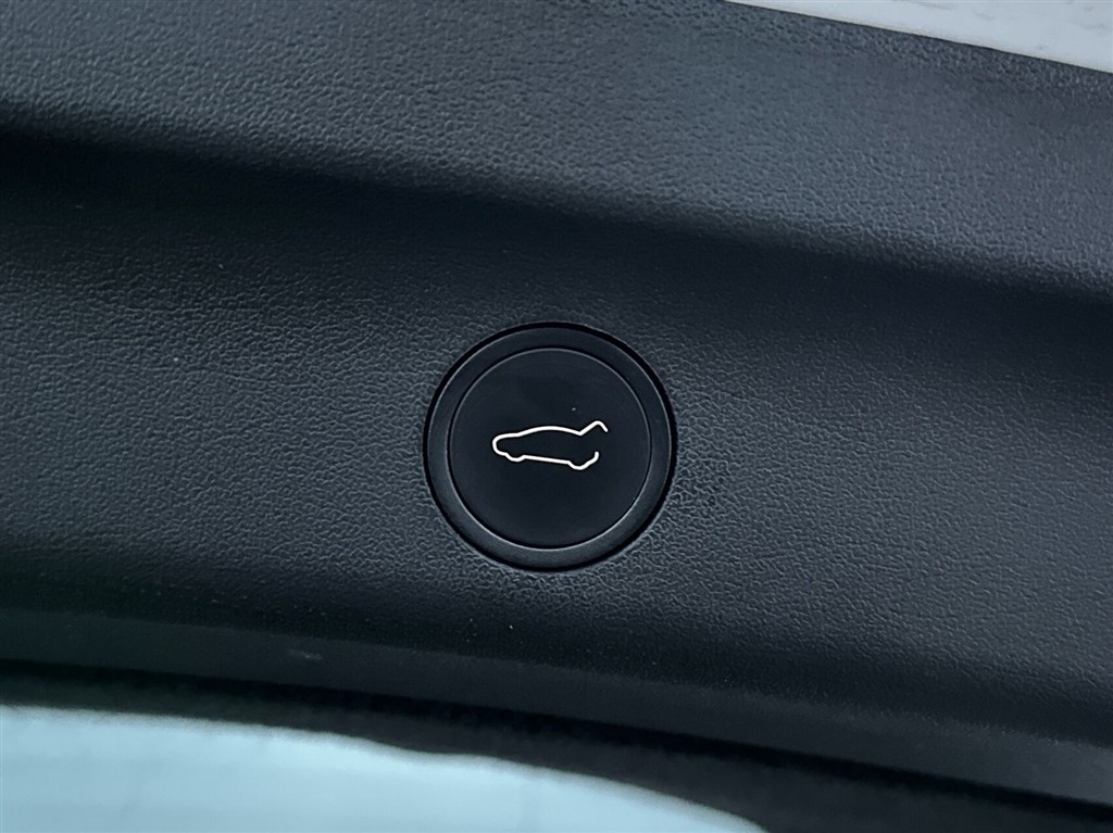 Tesla Model Y Performance billede 16